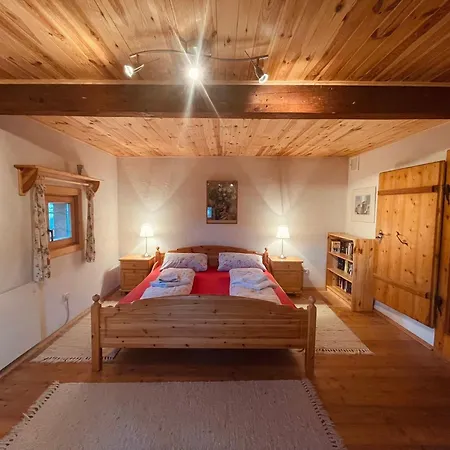 Romantisches In 1100m Hoehe Zw Katschberg Und Millstaetter Daire Puchreit